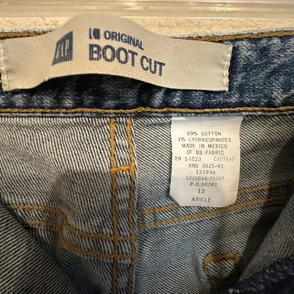 Women’s GAP Original Boot Cut Jeans—Size 12 - Picture 4 of 12